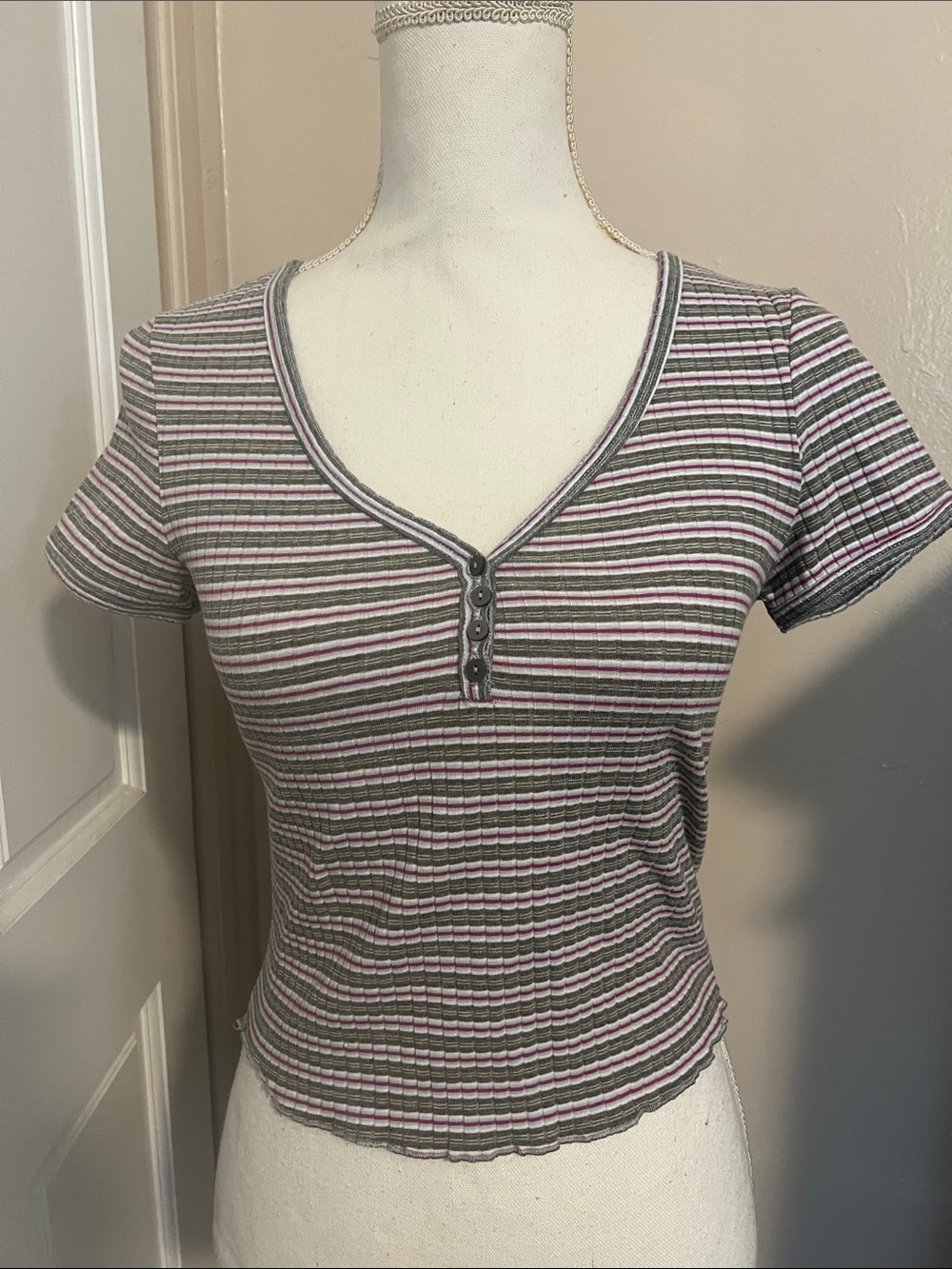 Hippie Rose Striped Ribbed Short-Sleeve Henley Top in Gray and Pink